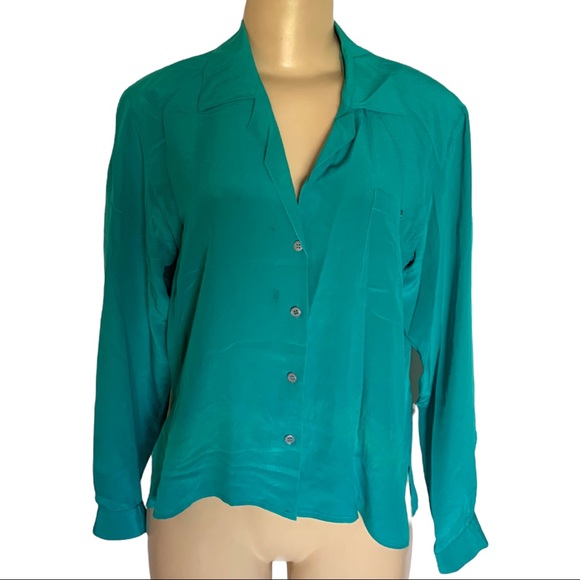 True Vintage 💯% Silk Kelly Green 80’s Button Up LS Blouse Shoulder Pads - Picture 9 of 10